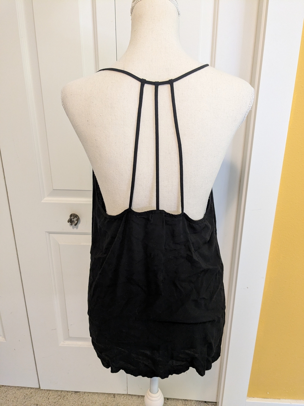 Xhilaration Black Backless Strappy Rayon Tank Juniors XL